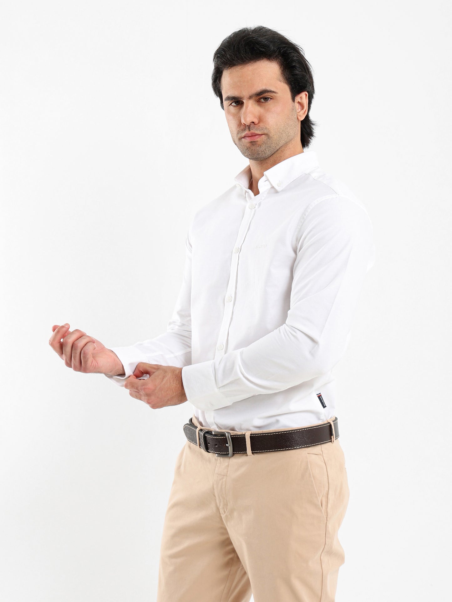Semi Dress Shirt with Embroidered Logo