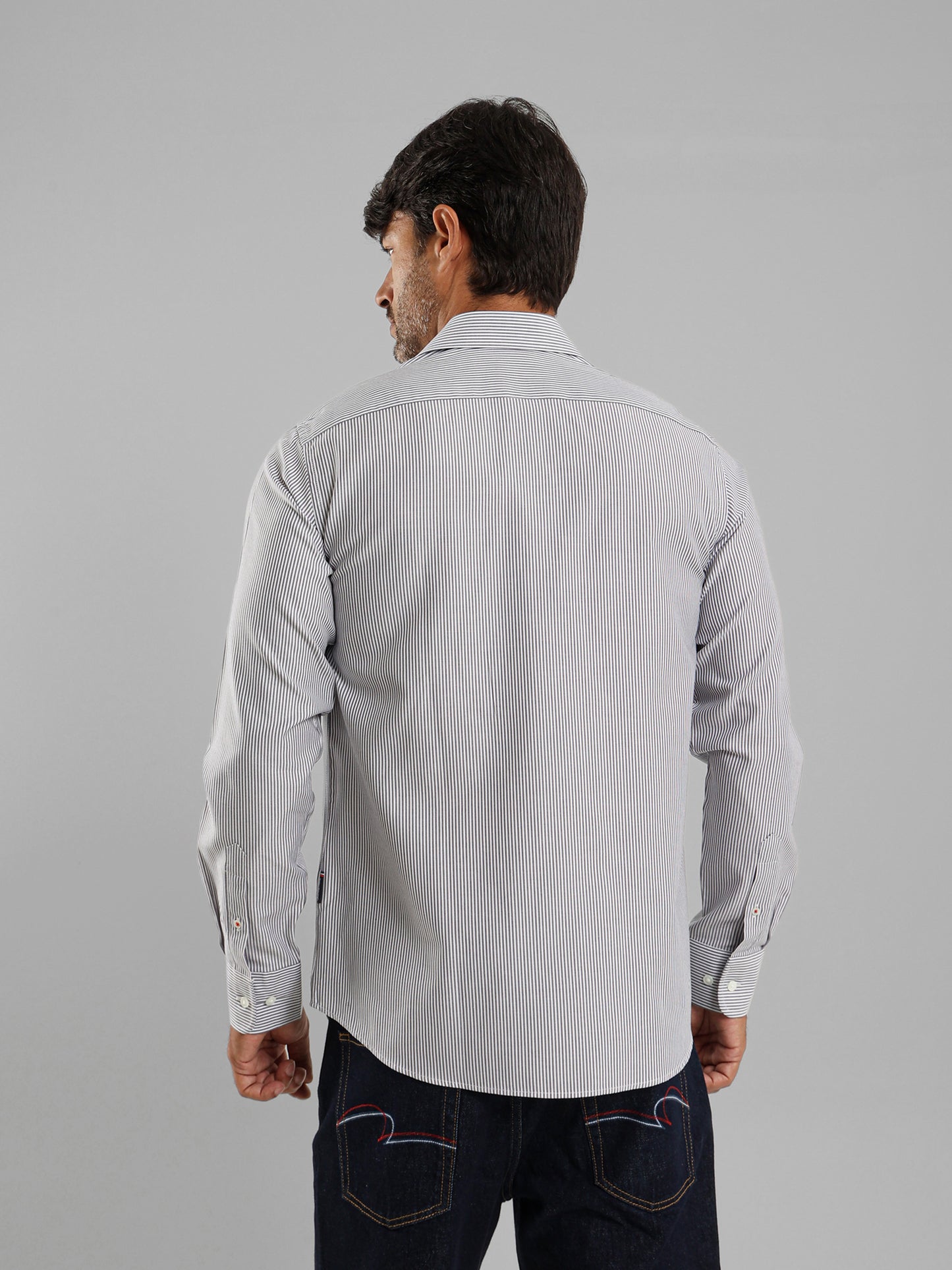 Thin Striped Long Sleeves Shirt