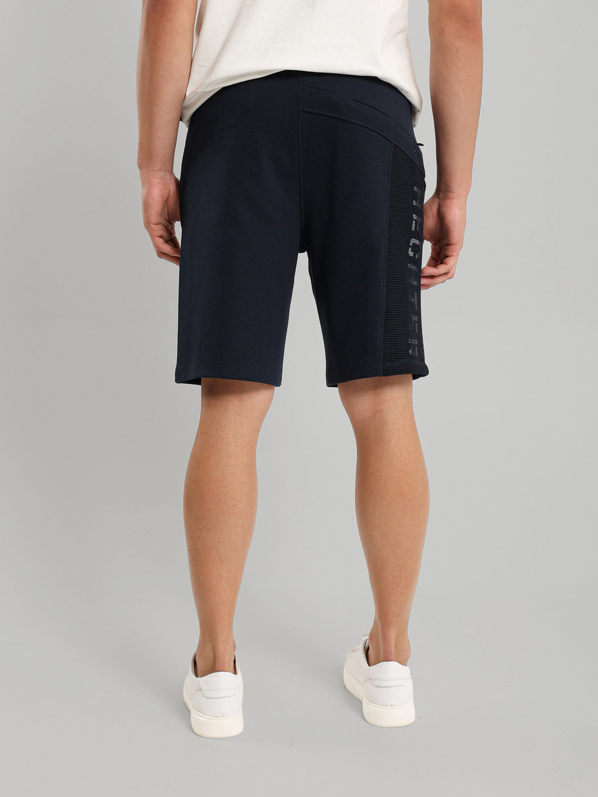 Built-In Mesh Lined Casual Shorts