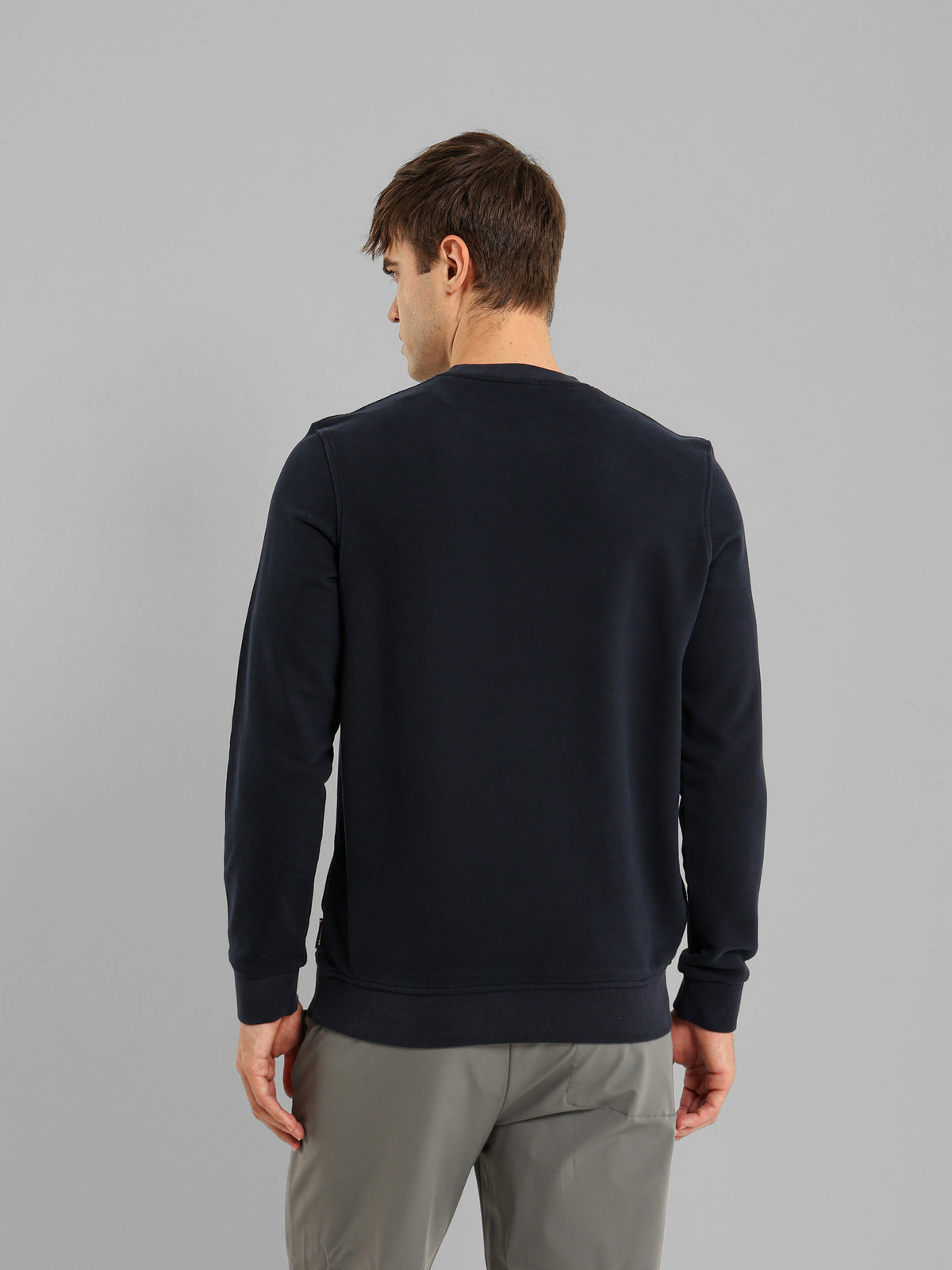 Round Neck Long Sleeve Sweatshirt