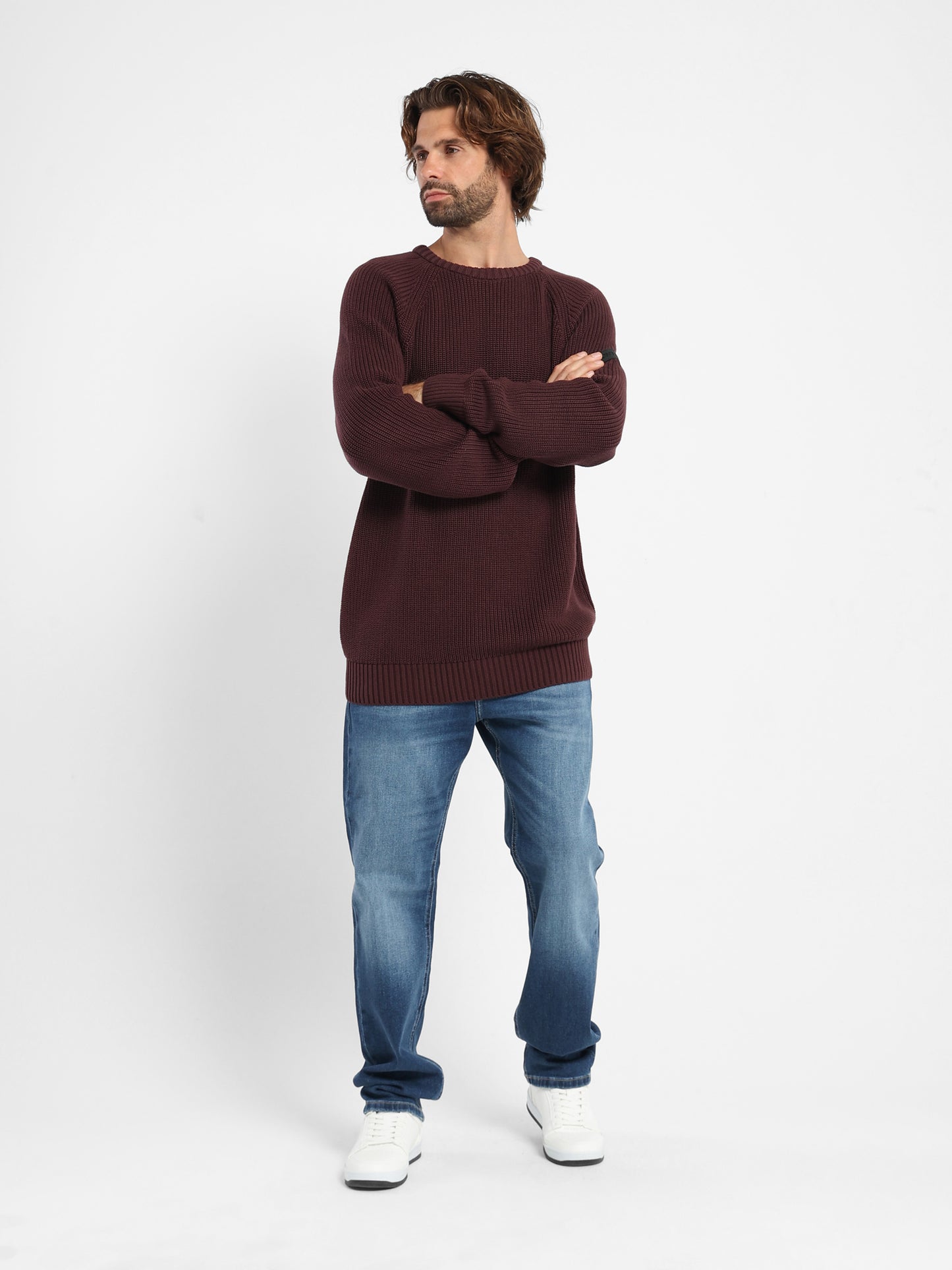 Round Neck Knit Sweater