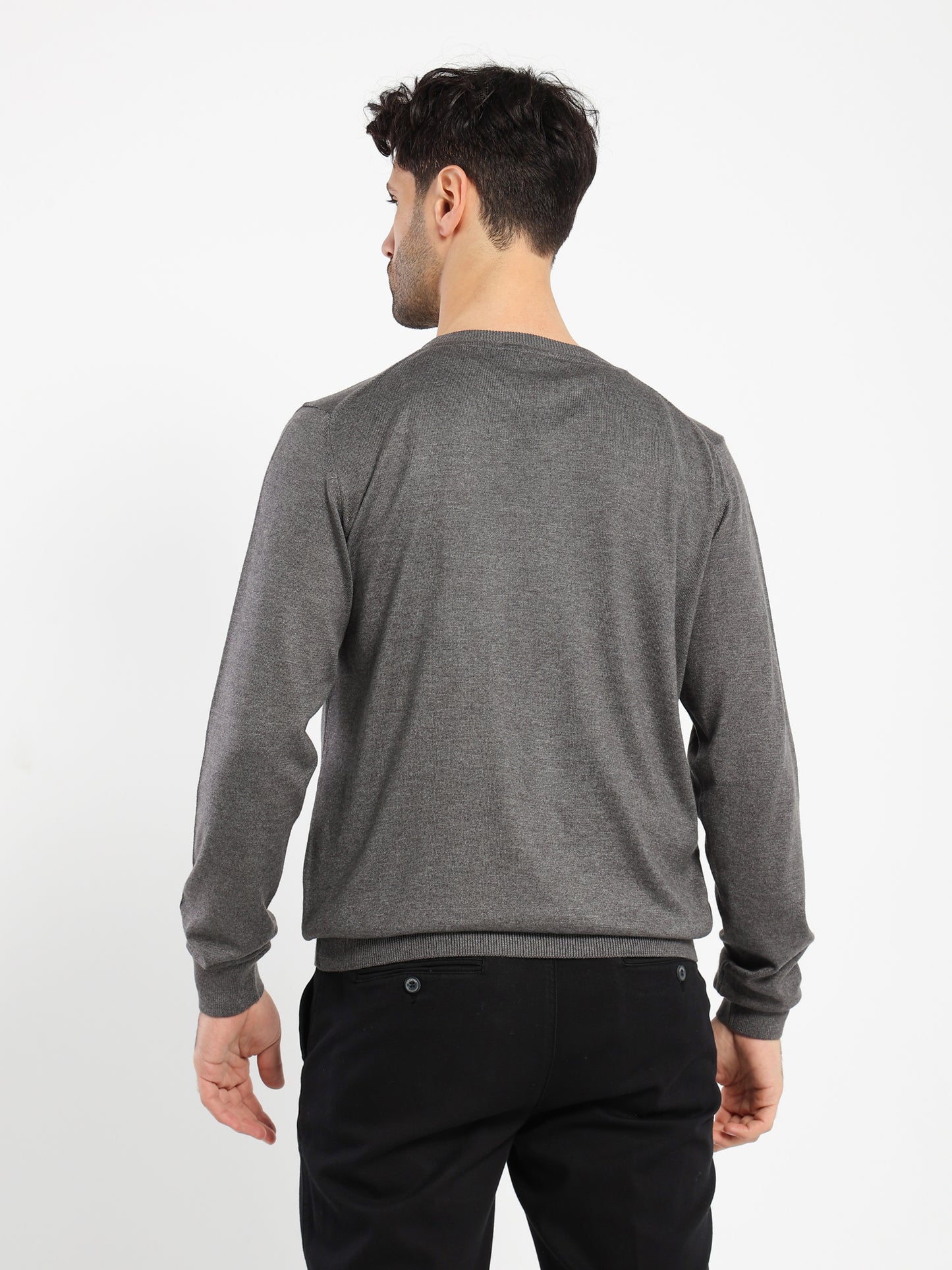 Basic Round-Neck Pullover