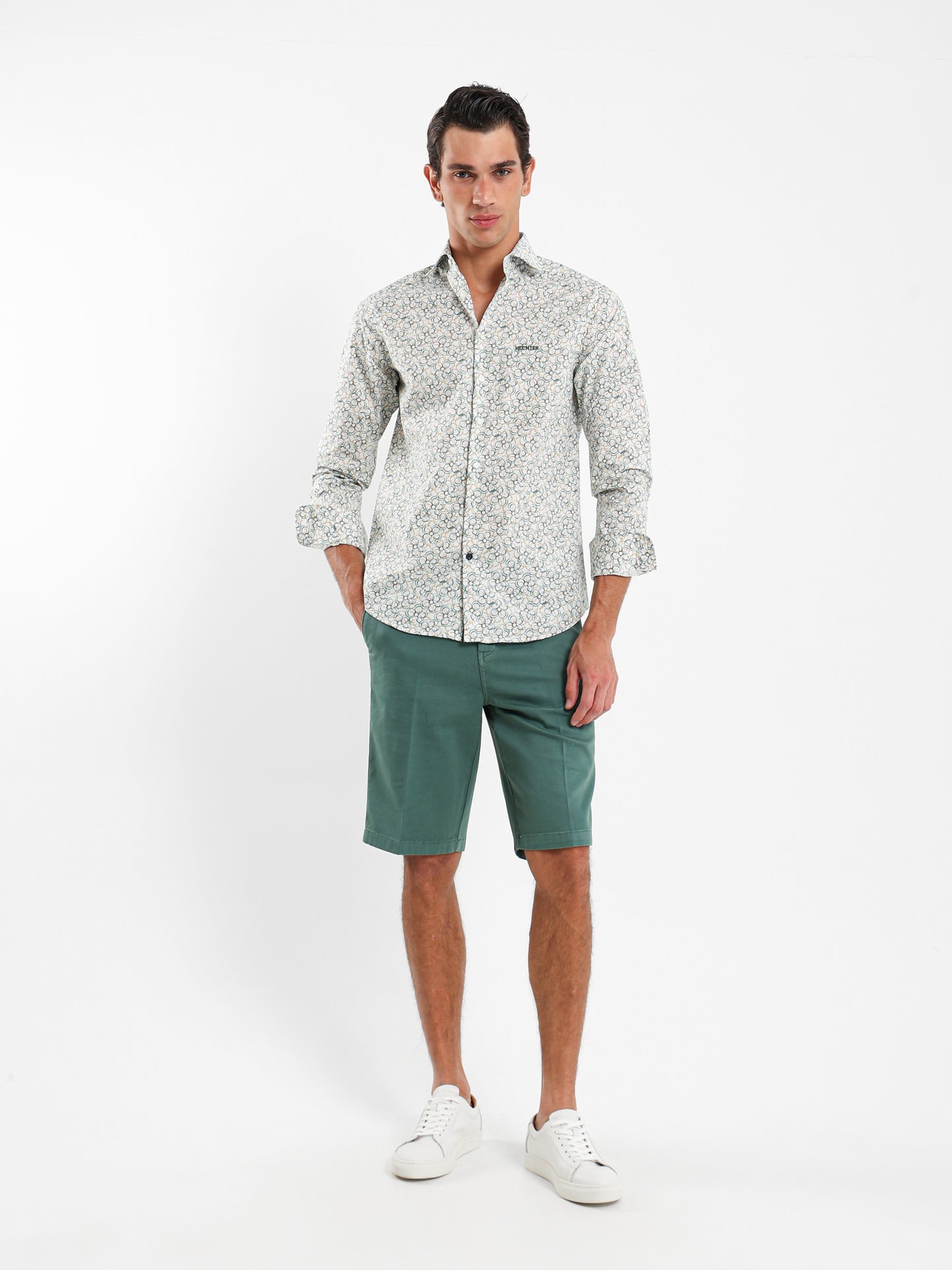Flat Pockets Shorts
