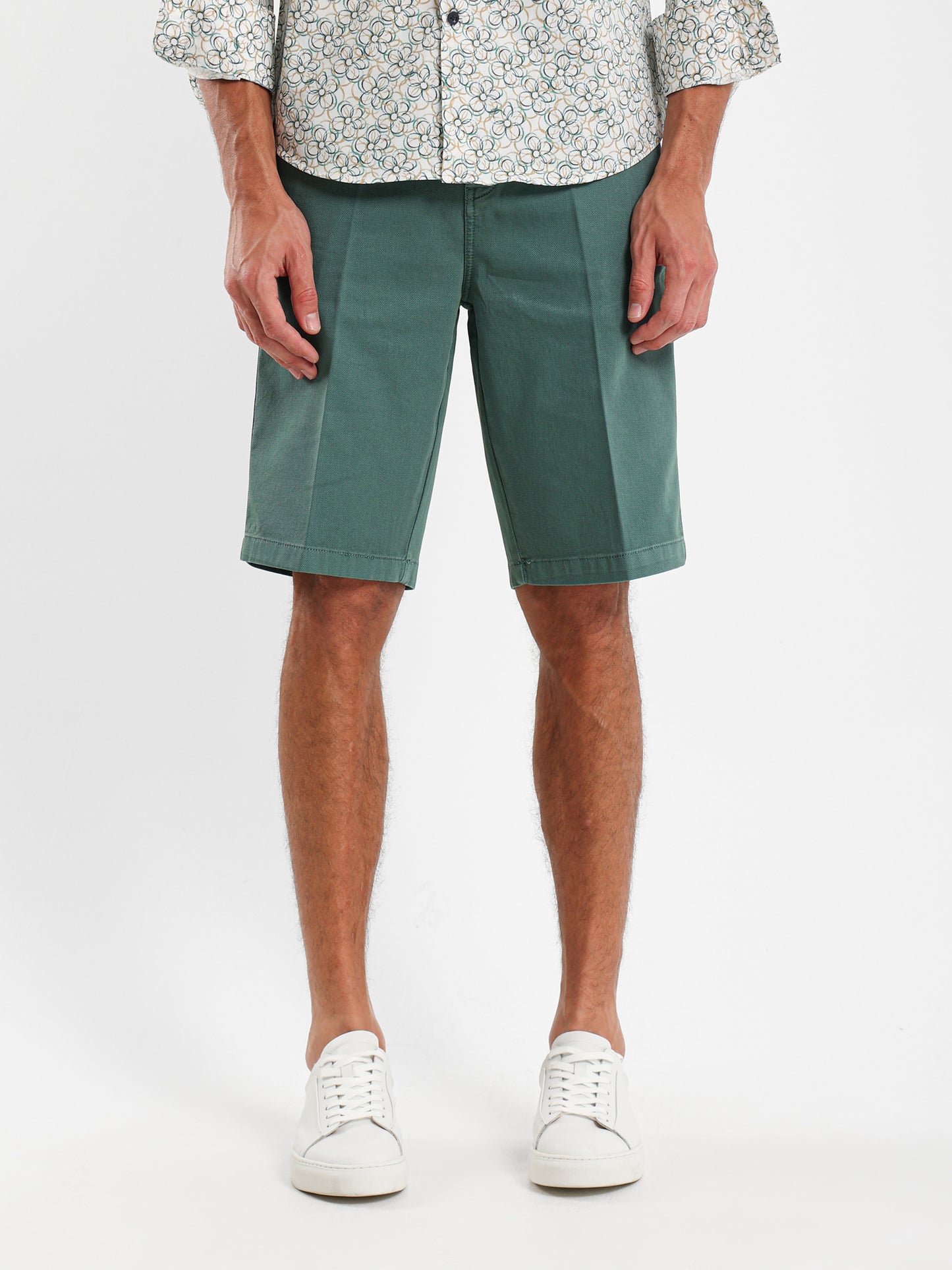 Flat Pockets Shorts