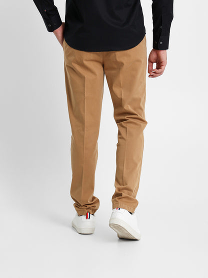 Modern Fit Chino Pants