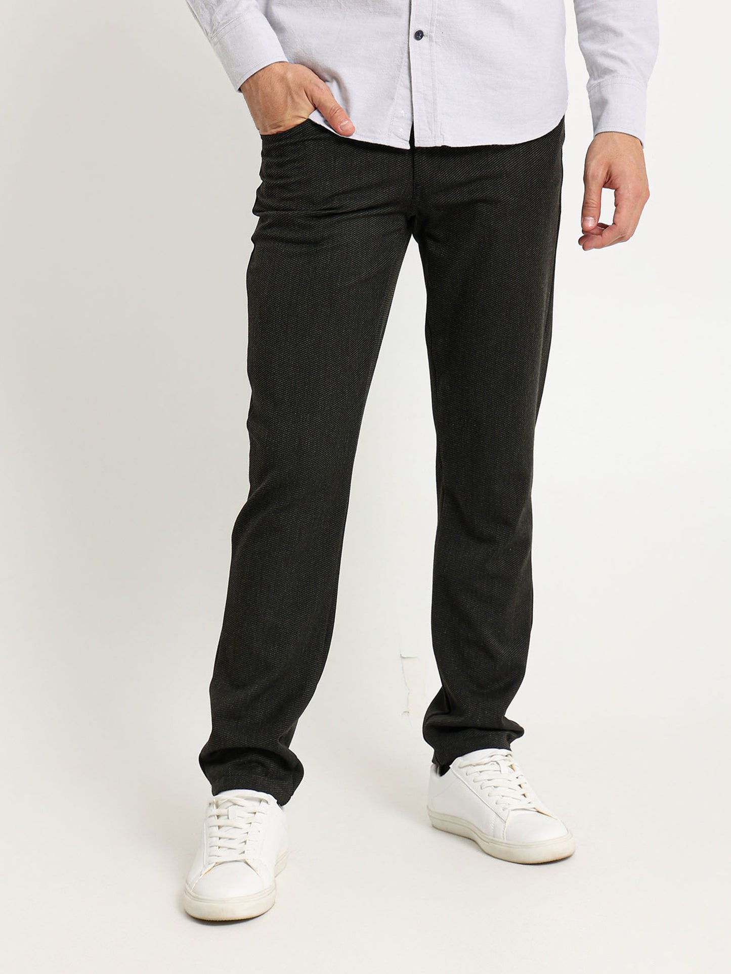 Semi Dressed Chino Pants