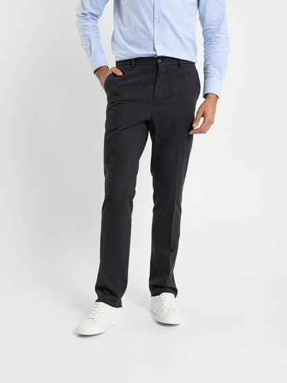 Semi Dressed Solid Chino Pants