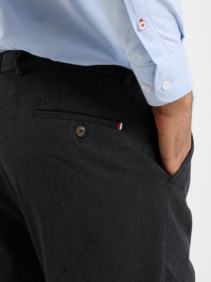 Semi Dressed Solid Chino Pants