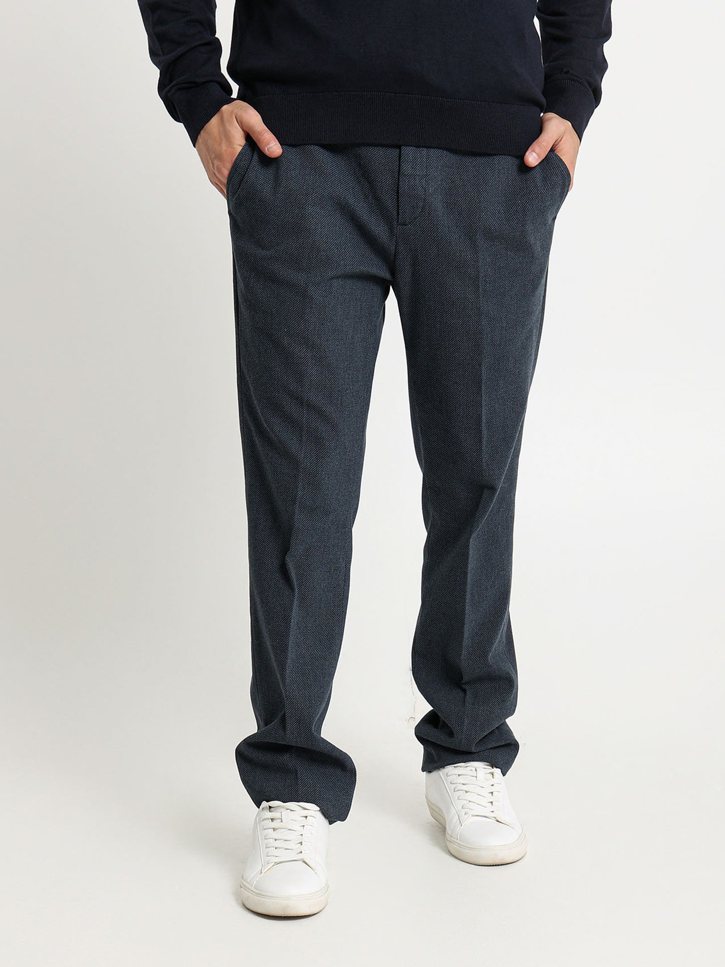 Semi Dressed Solid Chino Pants