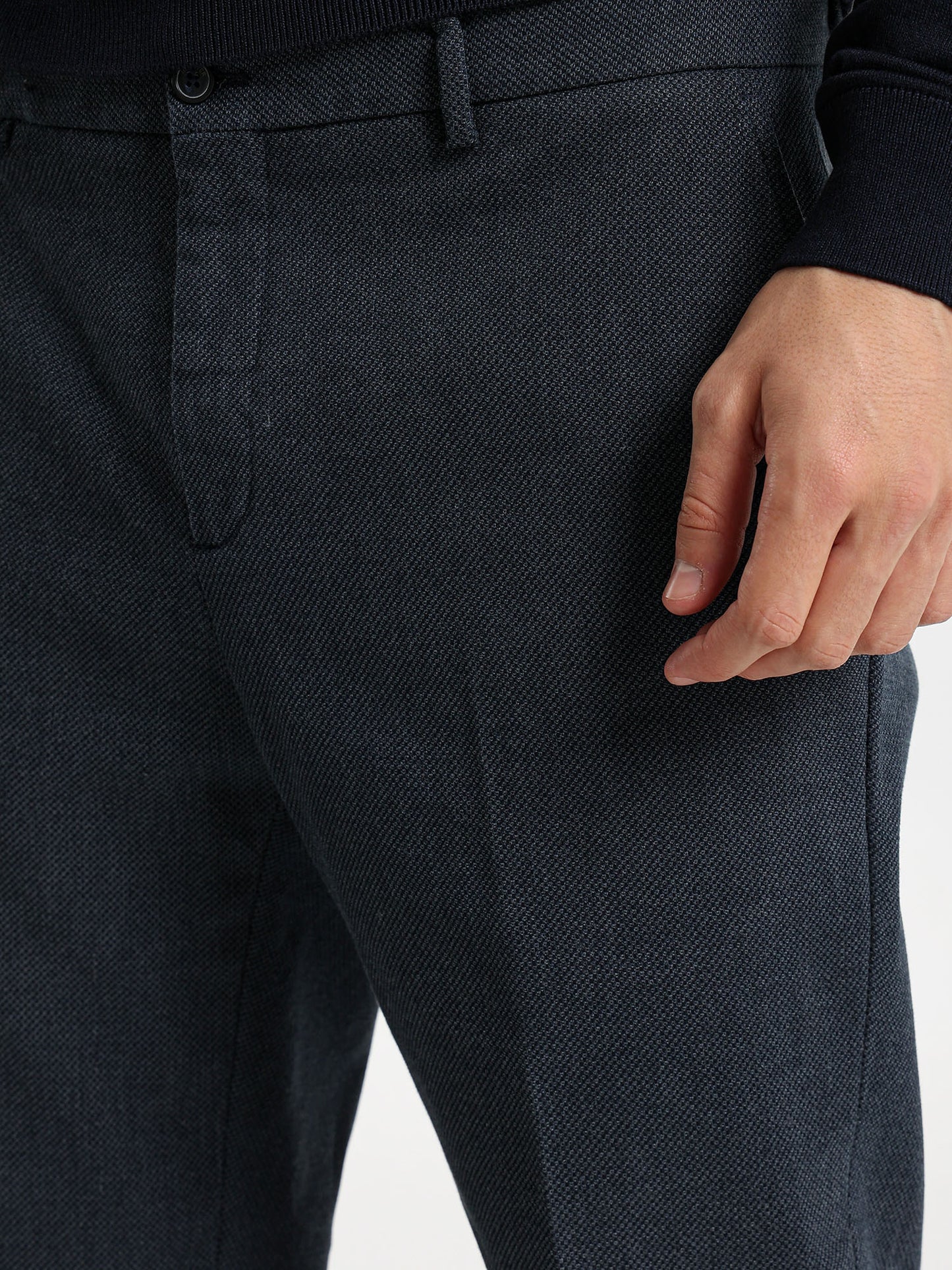 Semi Dressed Solid Chino Pants