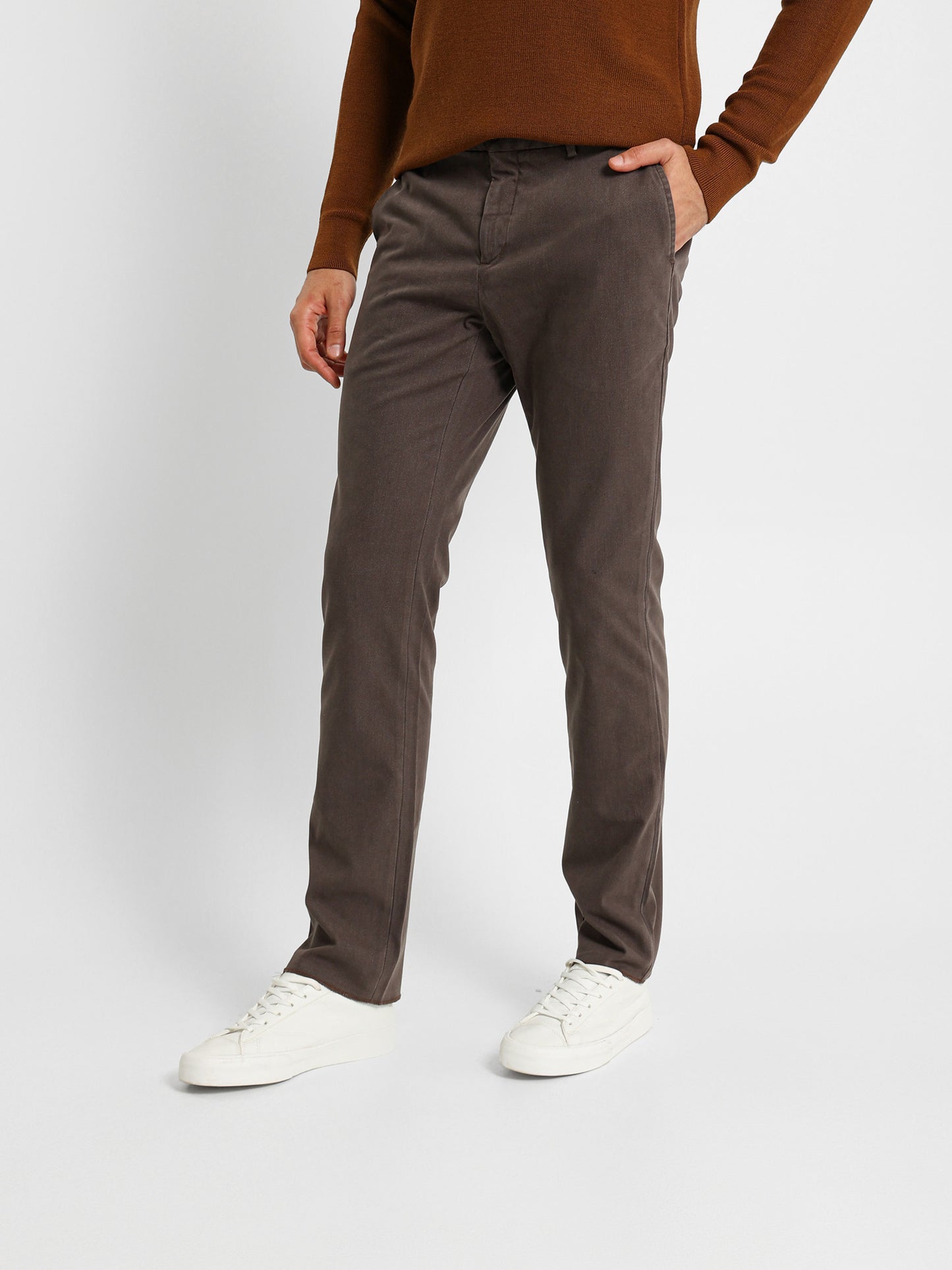 Semi Dressed Chino Pants