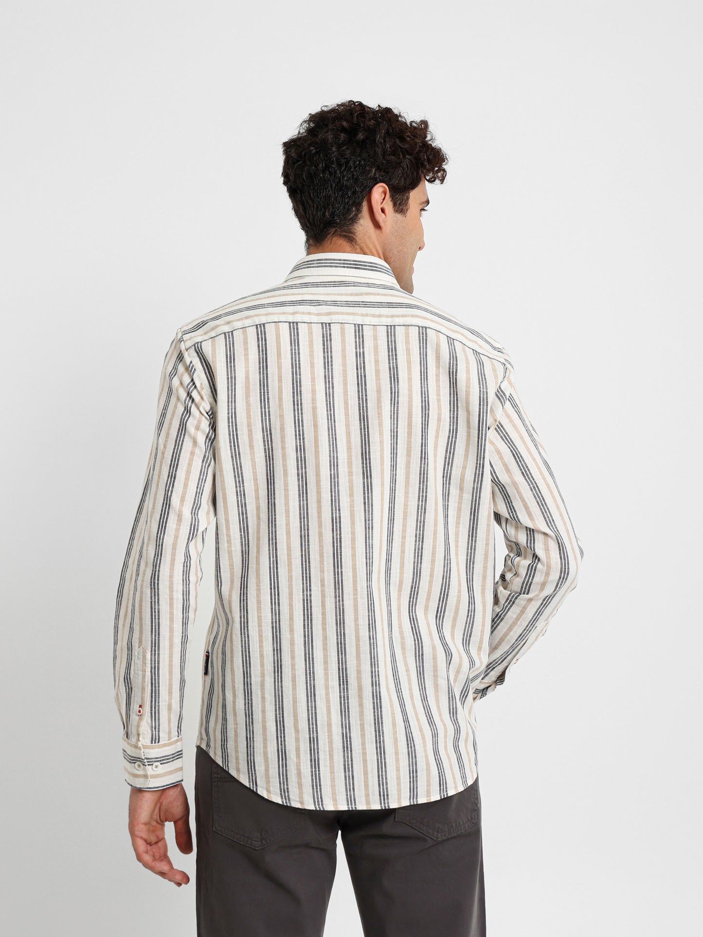 Long Sleeve Shirt with Kent Collar