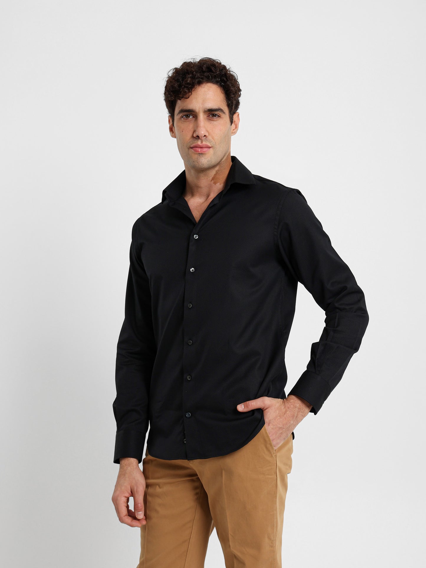 Semi-Dressed Kent Collar Shirt