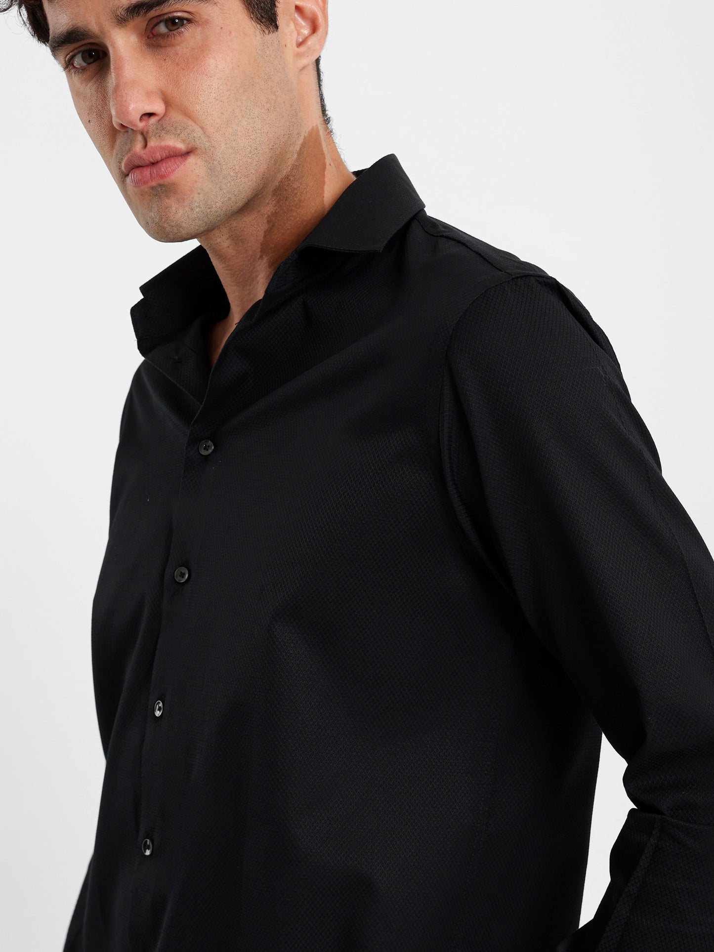 Semi-Dressed Kent Collar Shirt