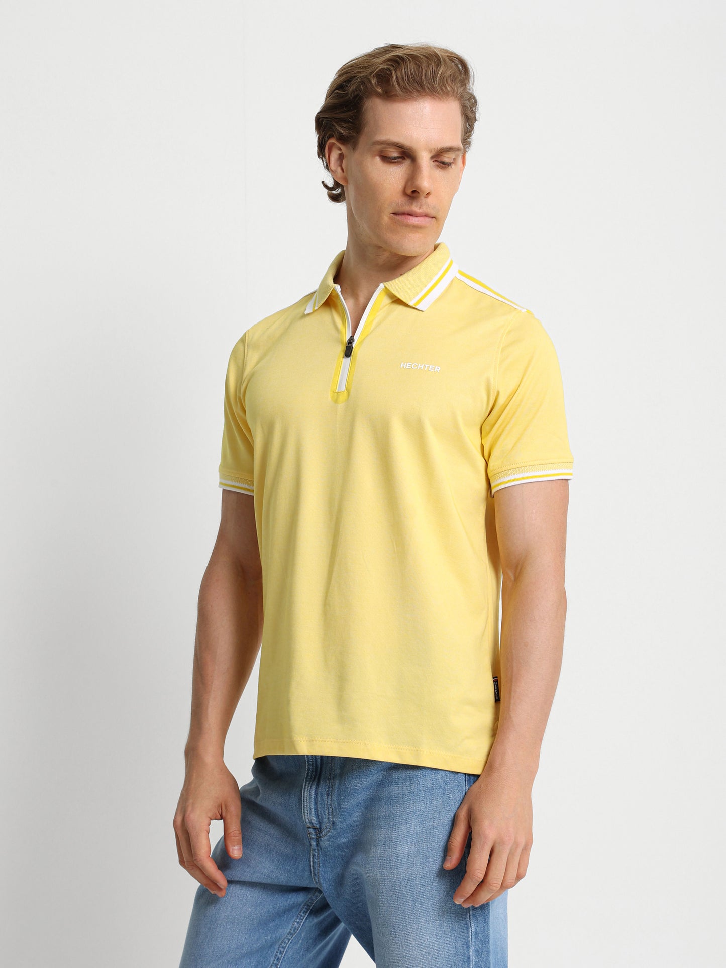 Contrasting Trims Polo Shirt