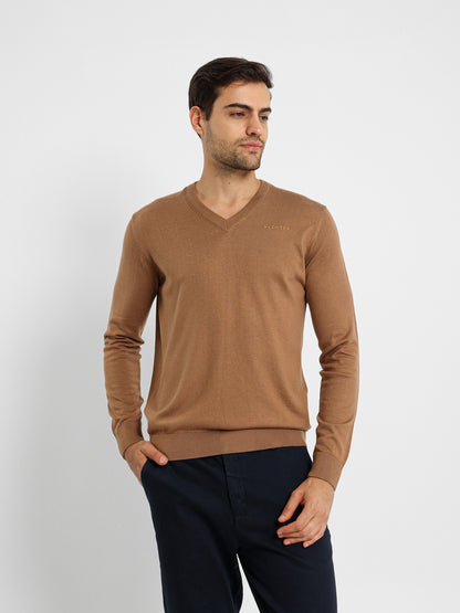 Basic V-Neck Pullover