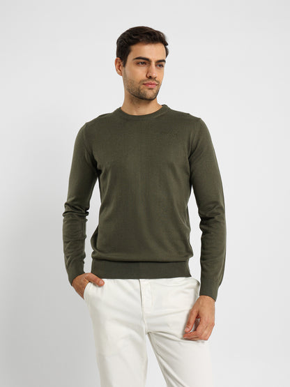 Basic Round Neck Pullover