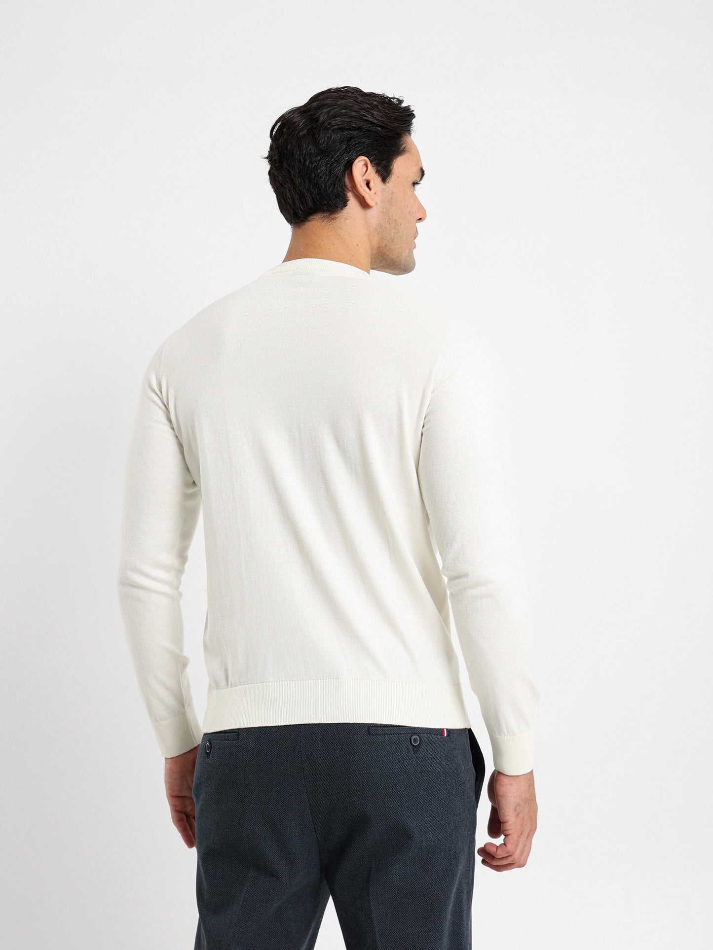 Basic Round Neck Pullover