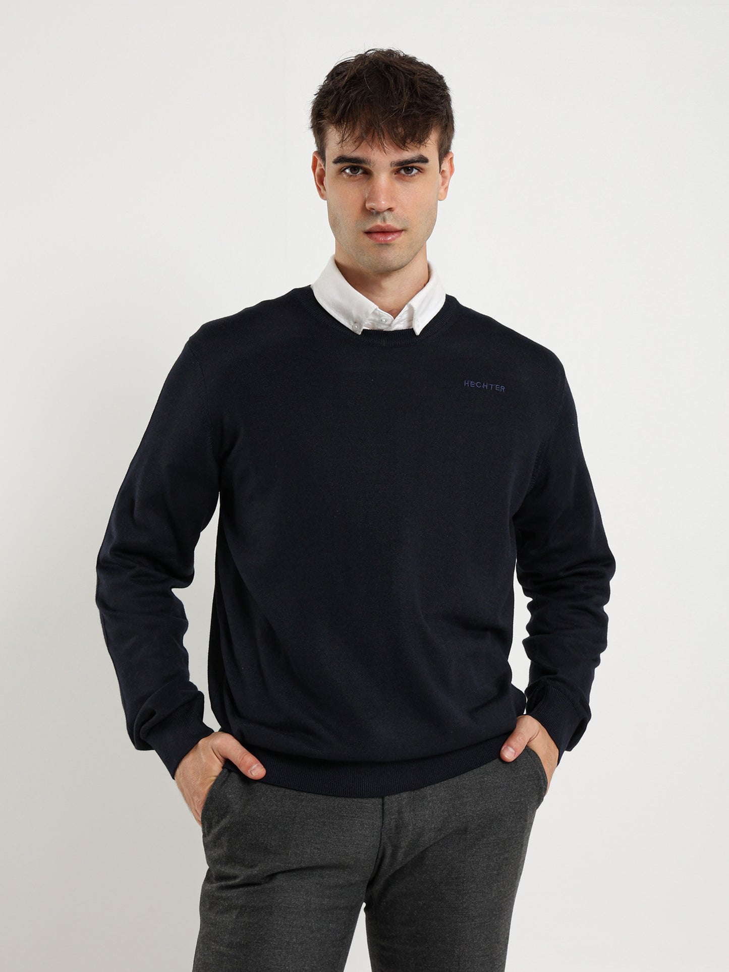 Basic Round Neck Pullover