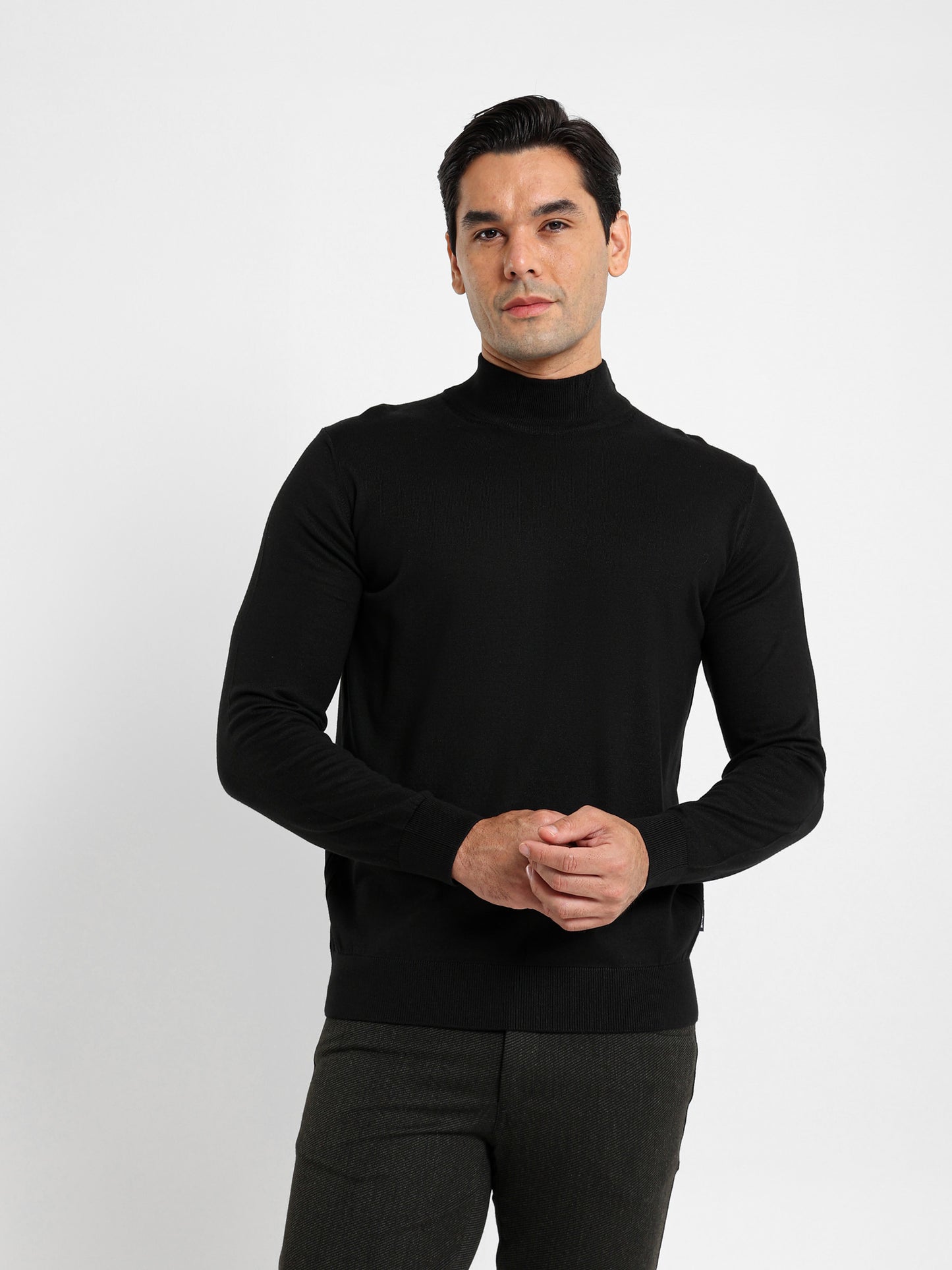 Basic Mock Neck Pullover