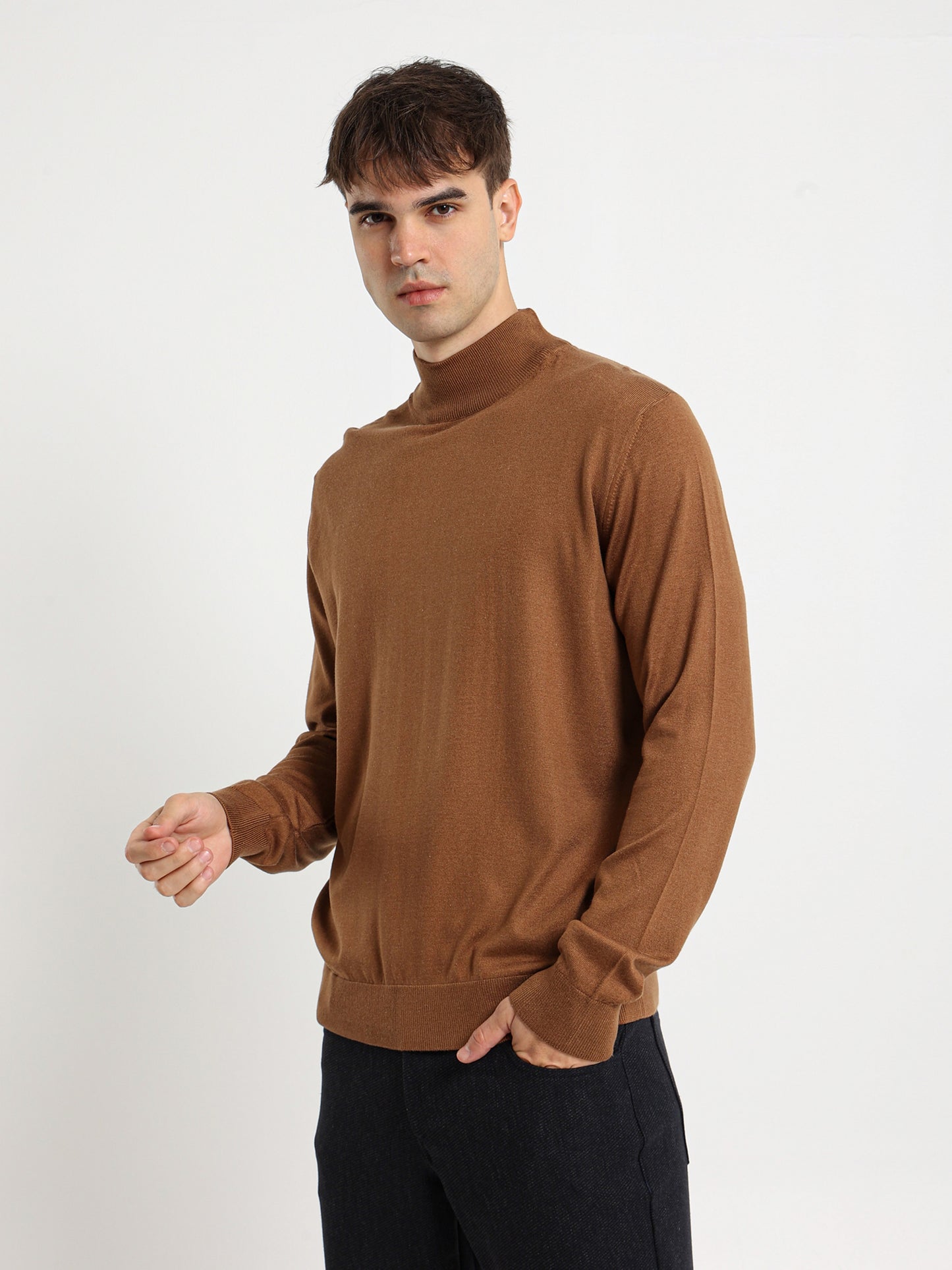 Basic Mock Neck Pullover