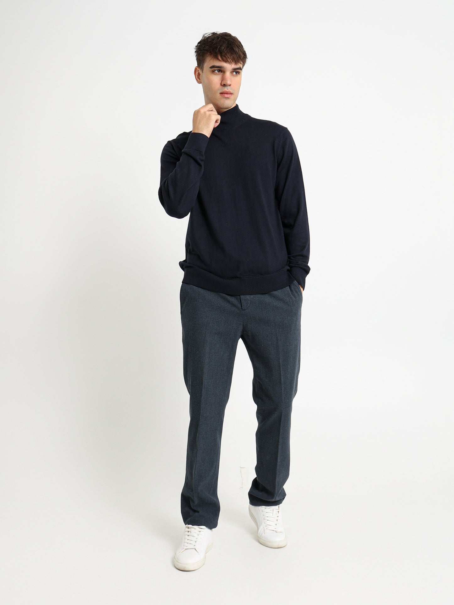 Basic Mock Neck Pullover