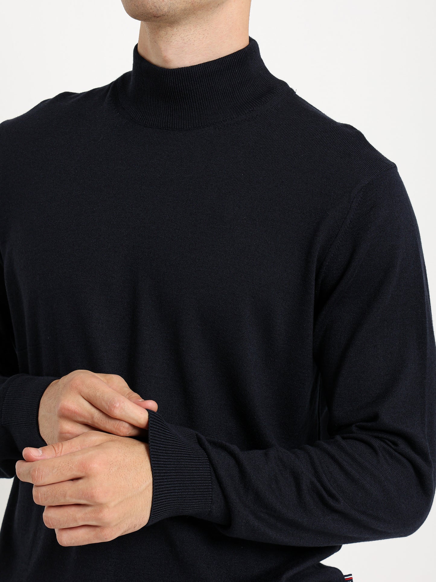Basic Mock Neck Pullover