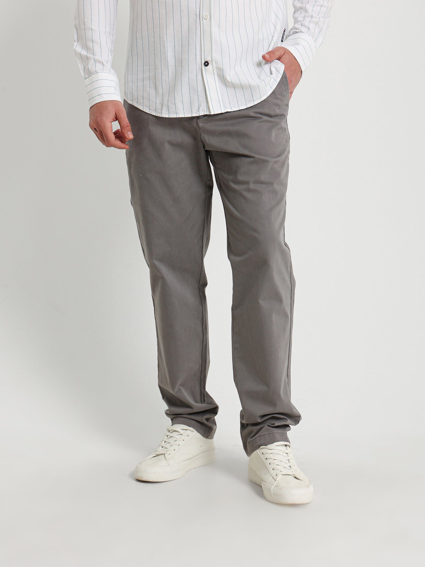 Basic Chino Pants