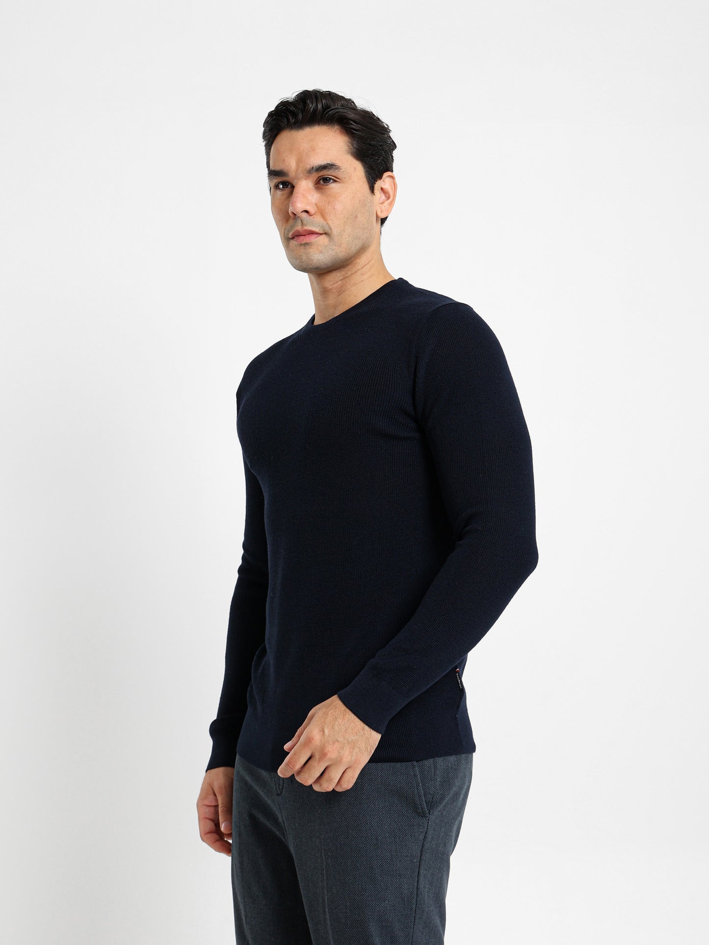 Round Neck Pullover