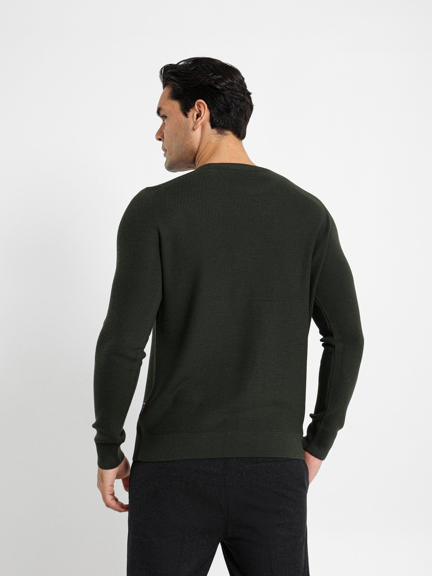Round Neck Pullover