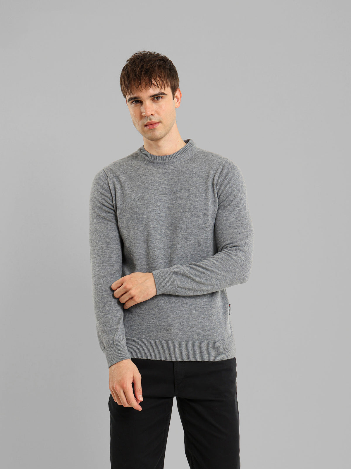 Basic Round Neck Pullover