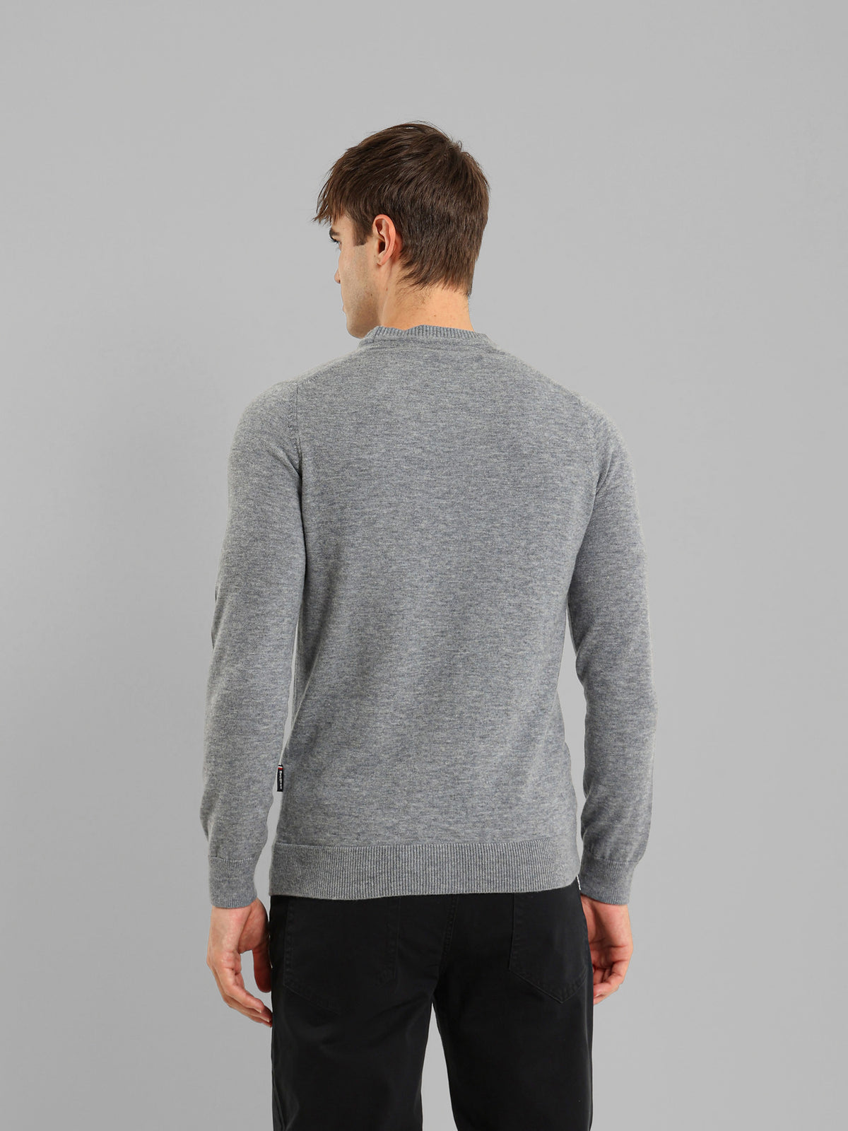 Basic Round Neck Pullover