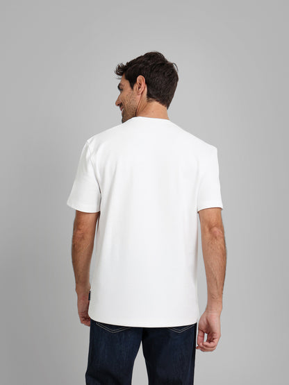 Round Neck Contrast Pocket T-Shirt