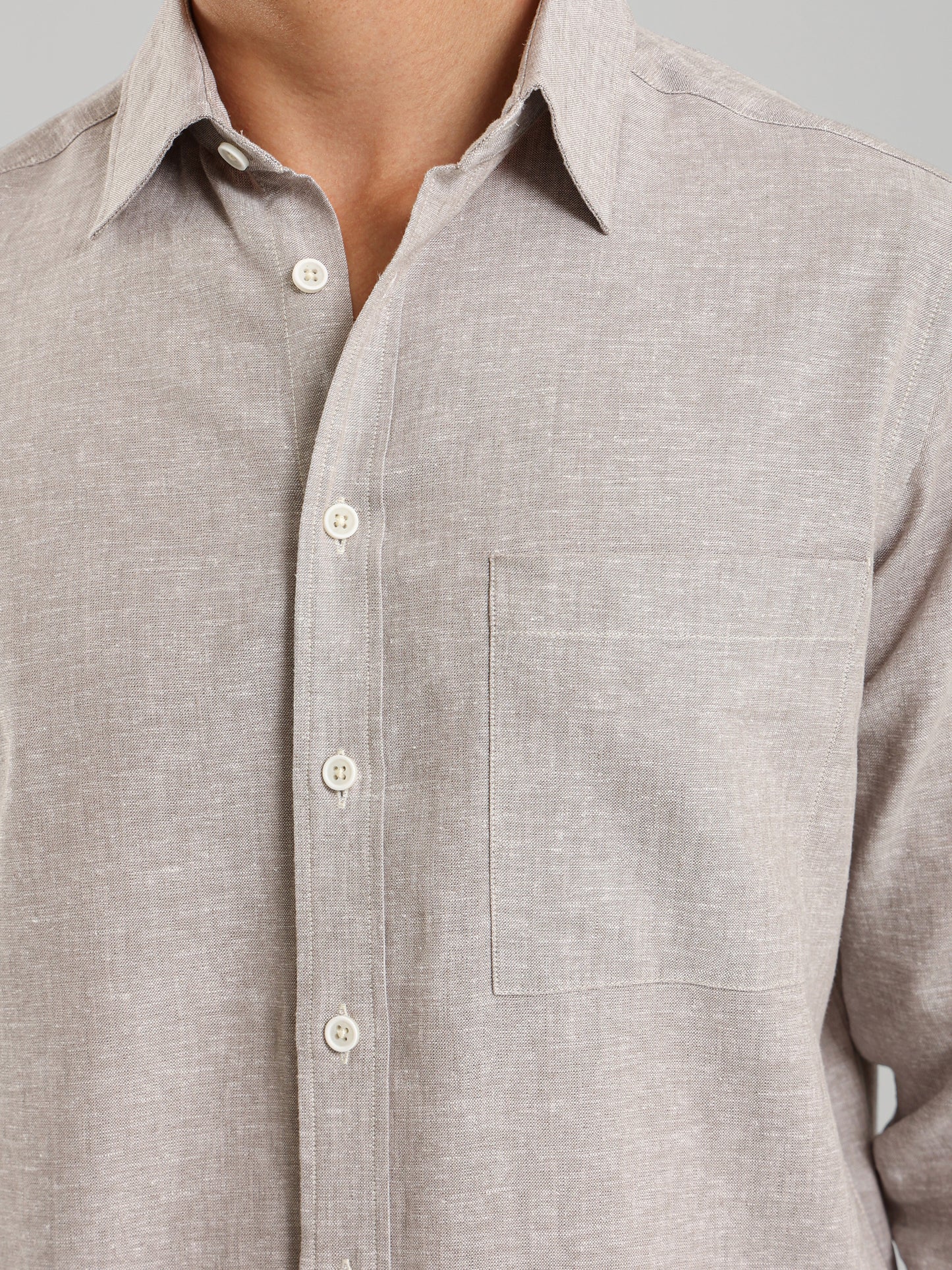 Dual Pocket Kent Collar Shirt