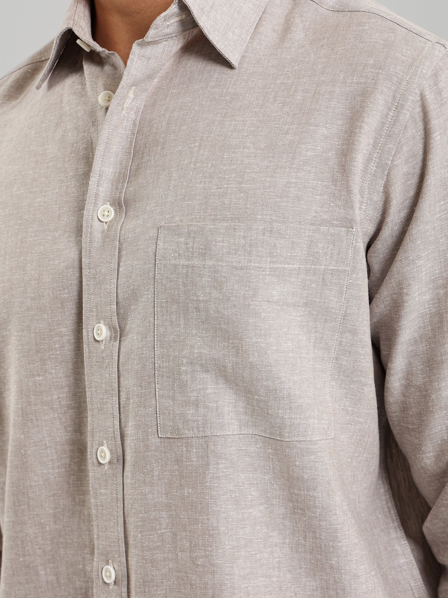 Dual Pocket Kent Collar Shirt