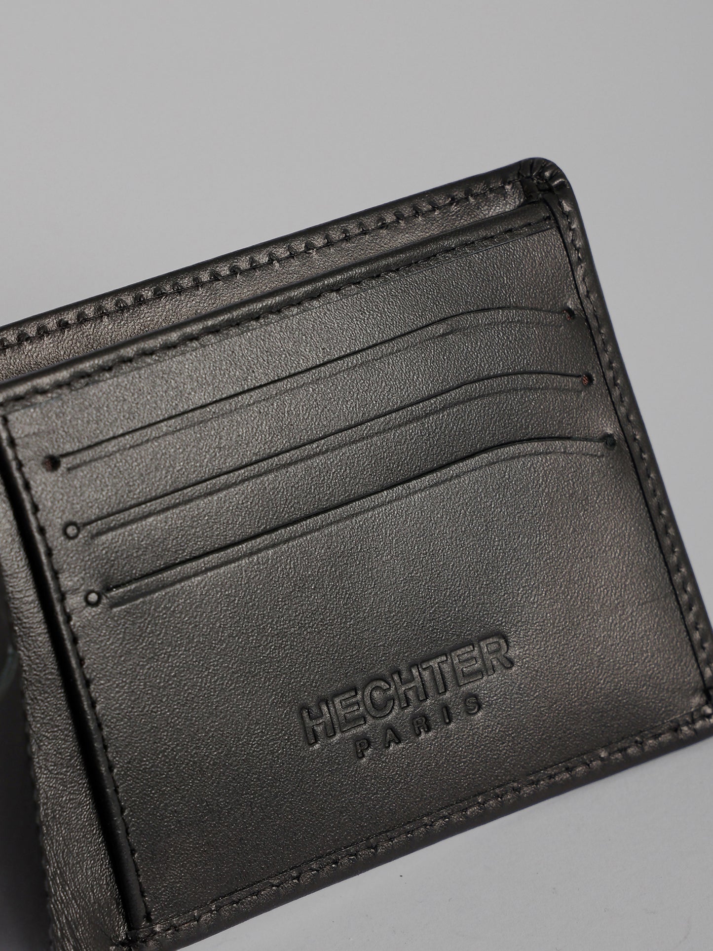 HECHTER Genuine Leather Bifold Wallet with Signature Stripe Detail