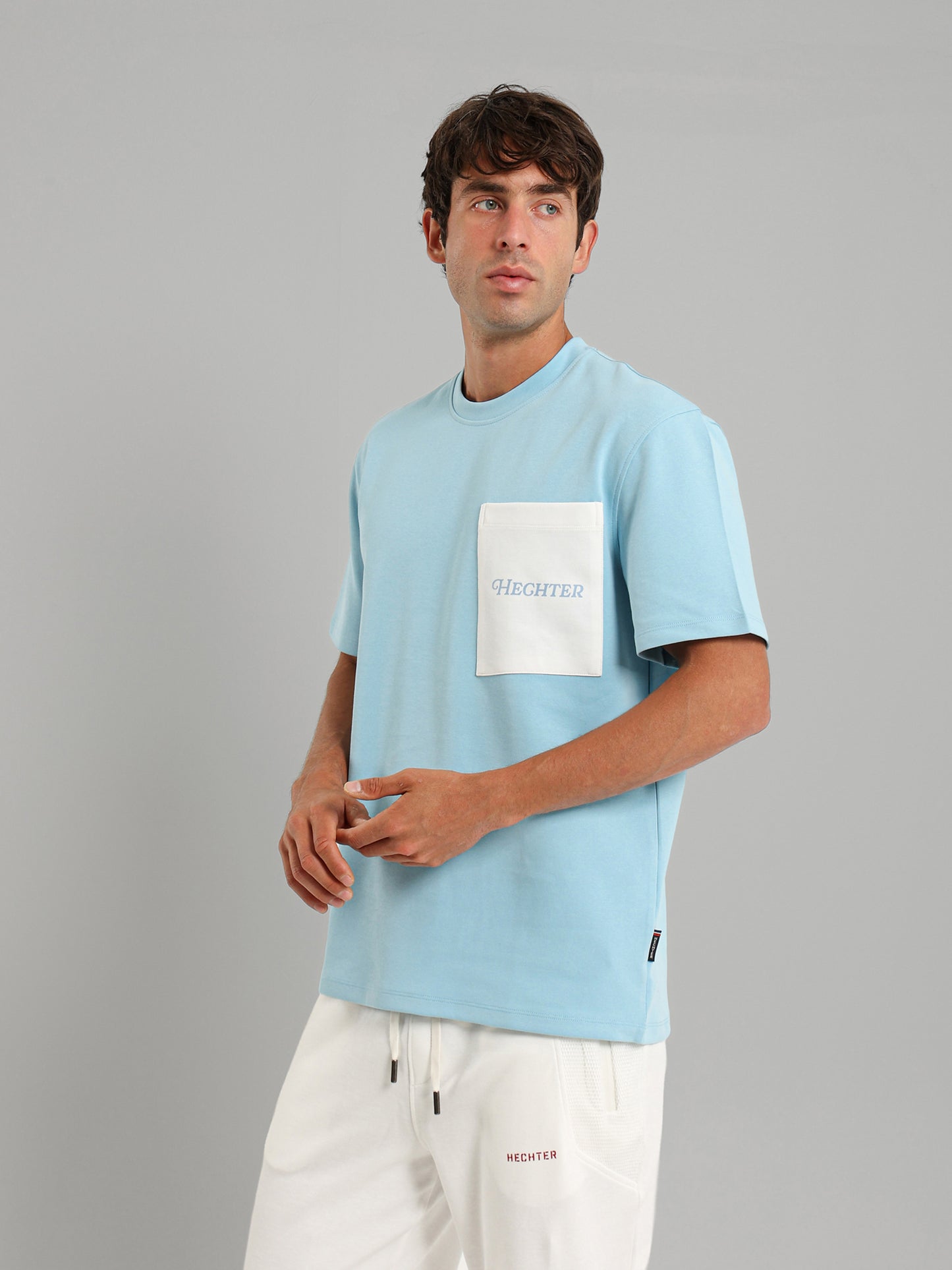 Contrast Pocket Round Neck T-Shirt