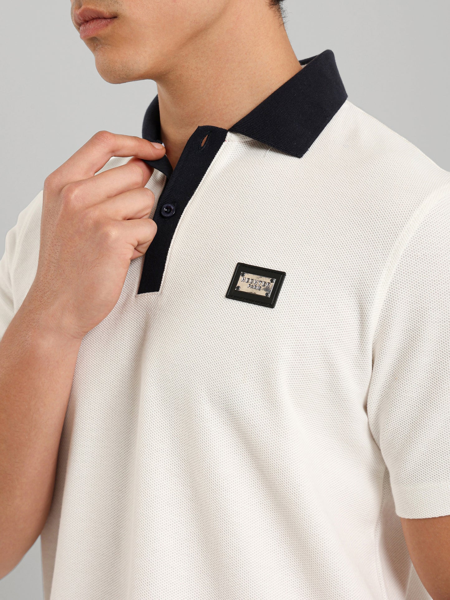 Contrast Collar Placket Polo Shirt