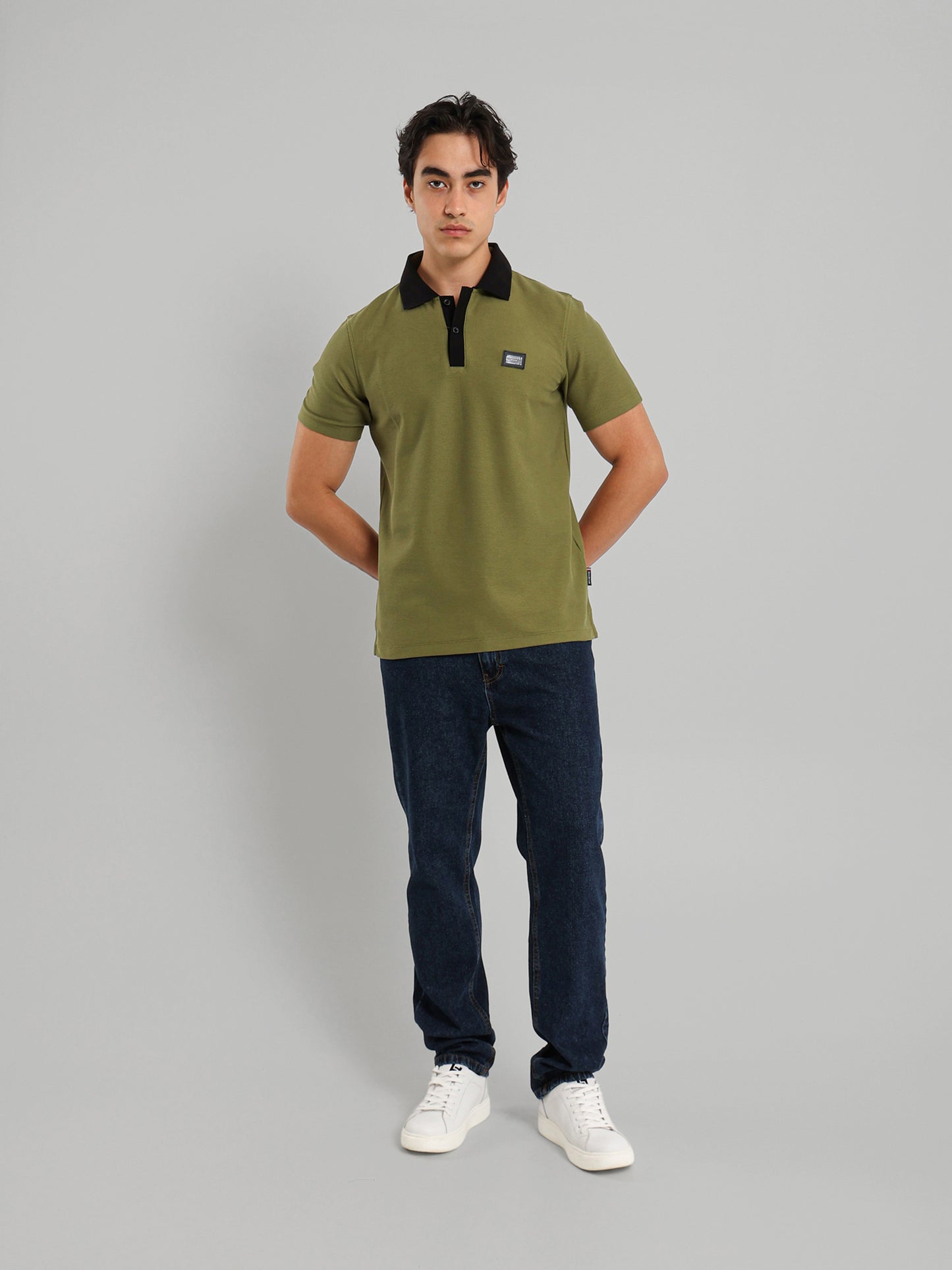 Contrast Collar Placket Polo Shirt