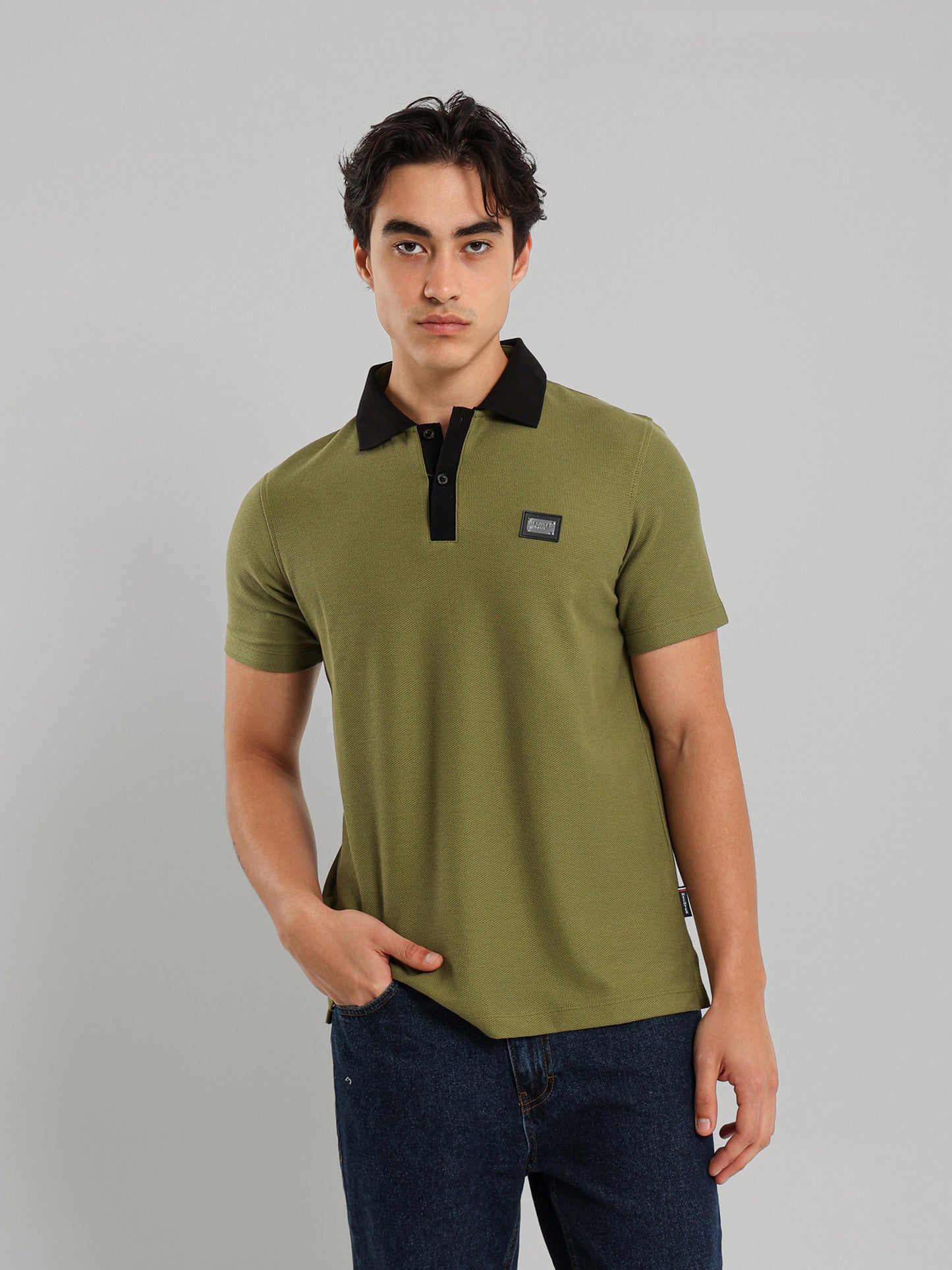 Contrast Collar Placket Polo Shirt