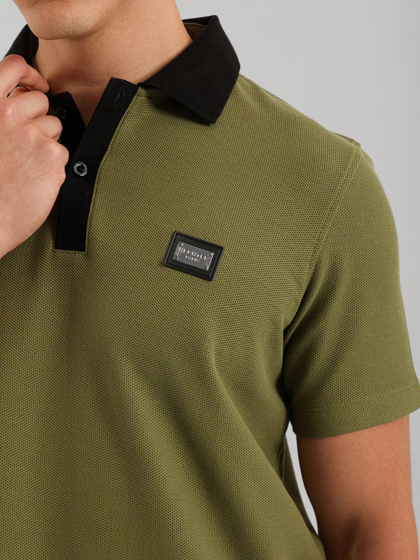 Contrast Collar Placket Polo Shirt