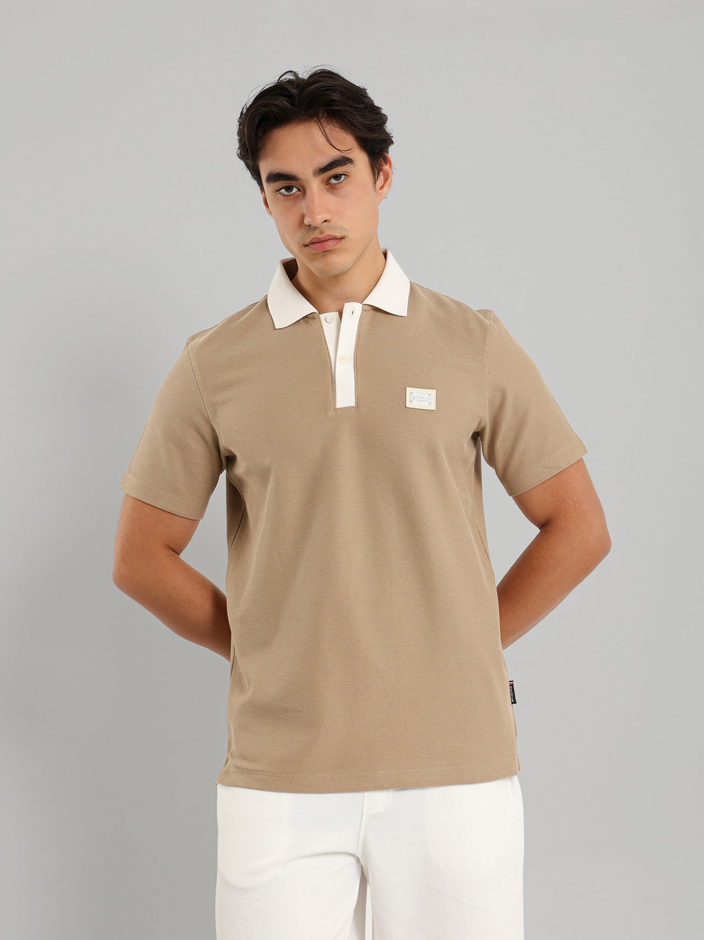 Contrast Collar Placket Polo Shirt