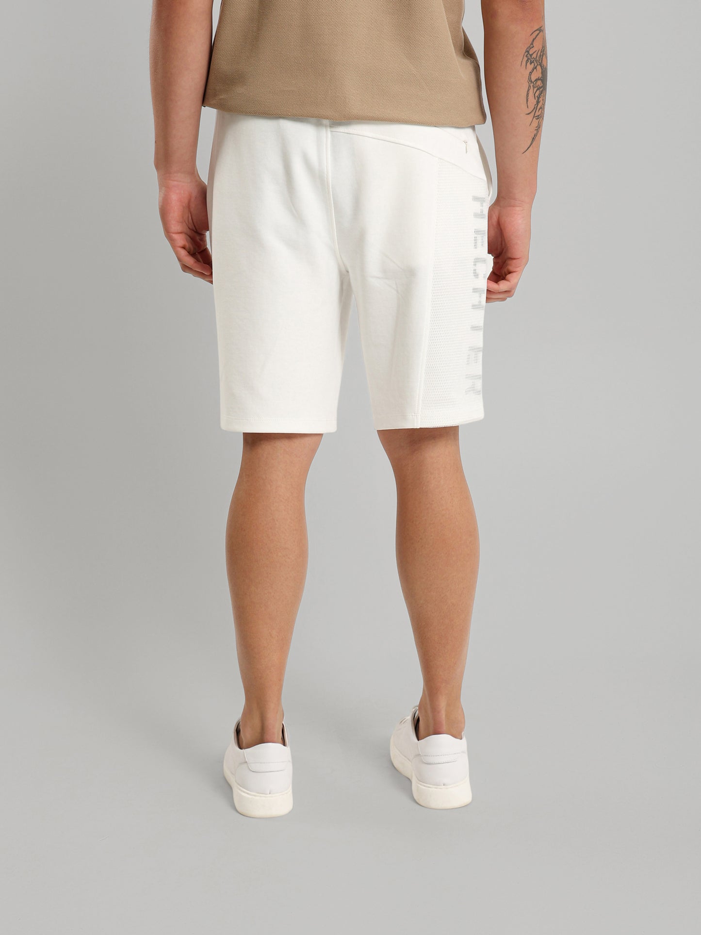 Built-In Mesh Lined Casual Shorts