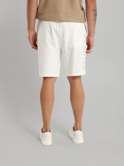 Built-In Mesh Lined Casual Shorts