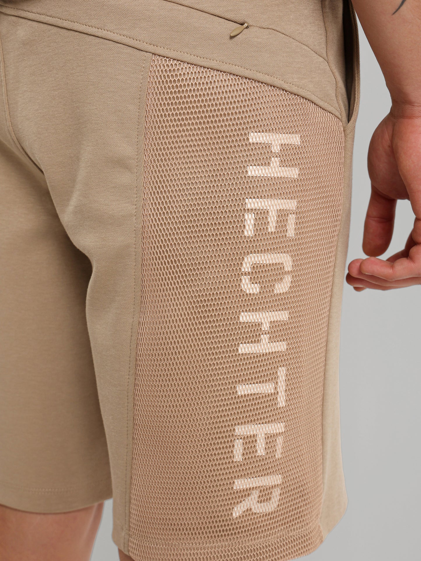 Built-In Mesh Lined Casual Shorts