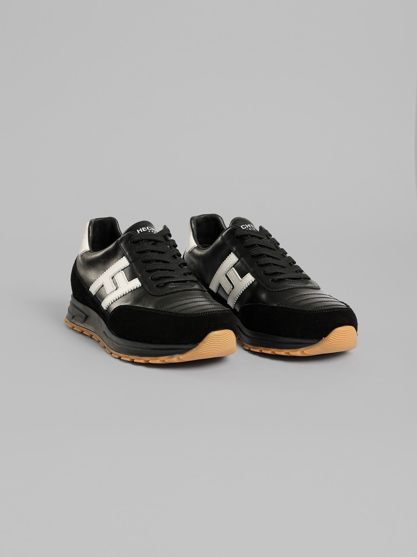 Cushioned Sole Bi-tone Casual Sneakers