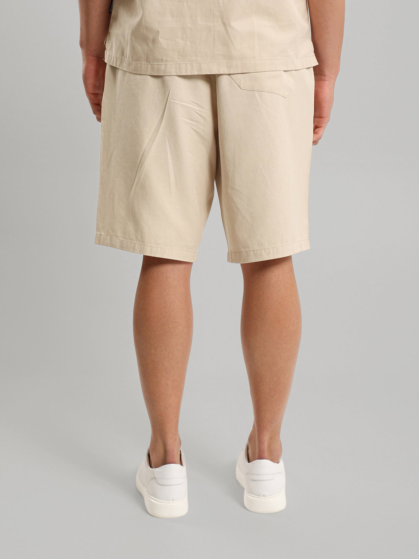 Elastic Waistband Shorts