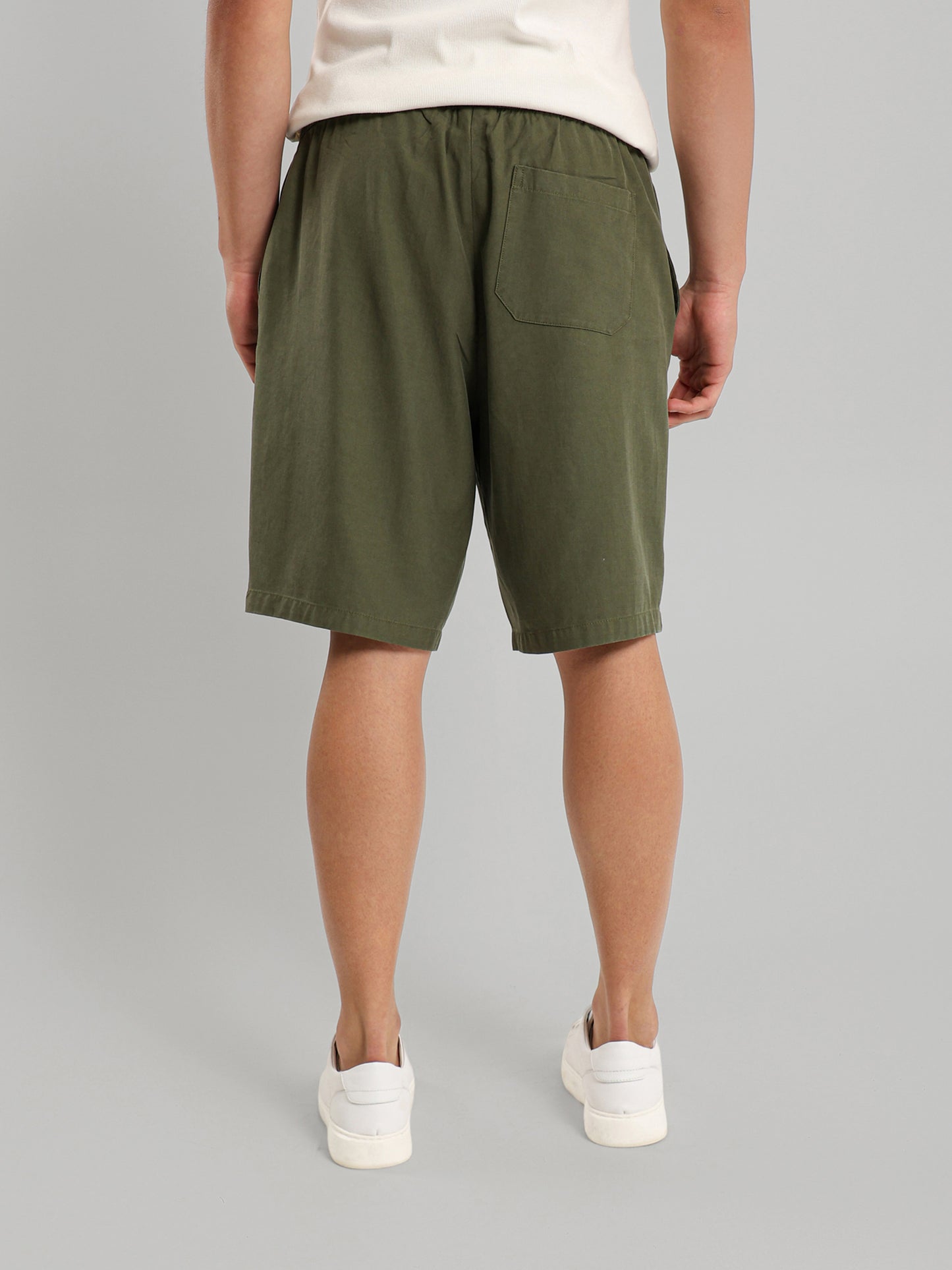 Elastic Waistband Shorts