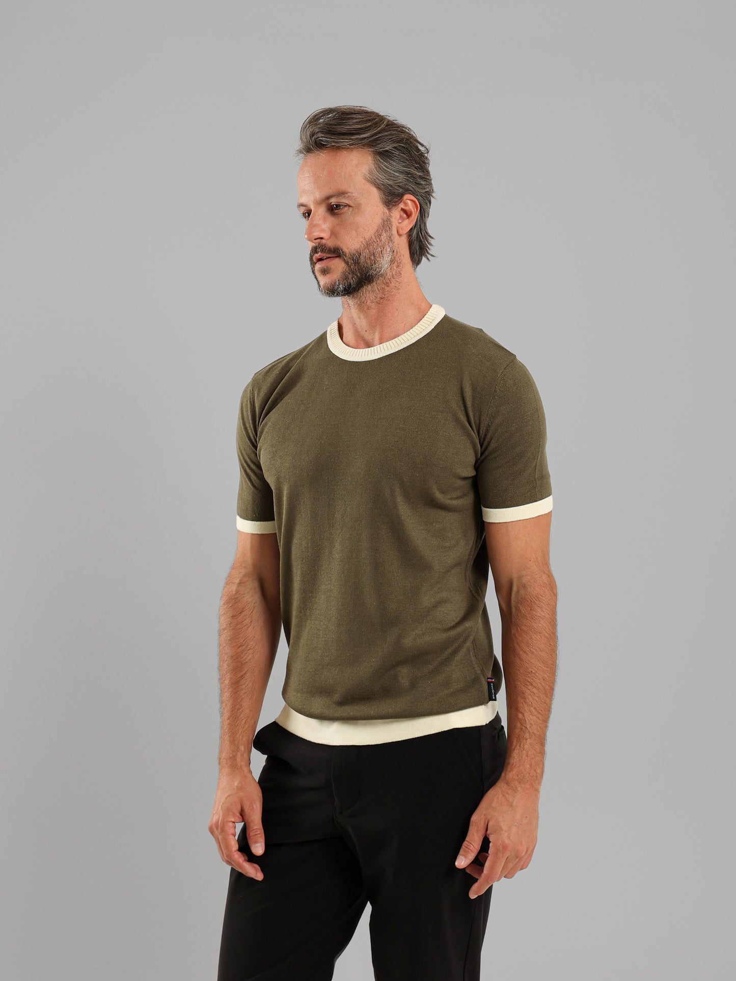 Ribbed Crew Neck Knit