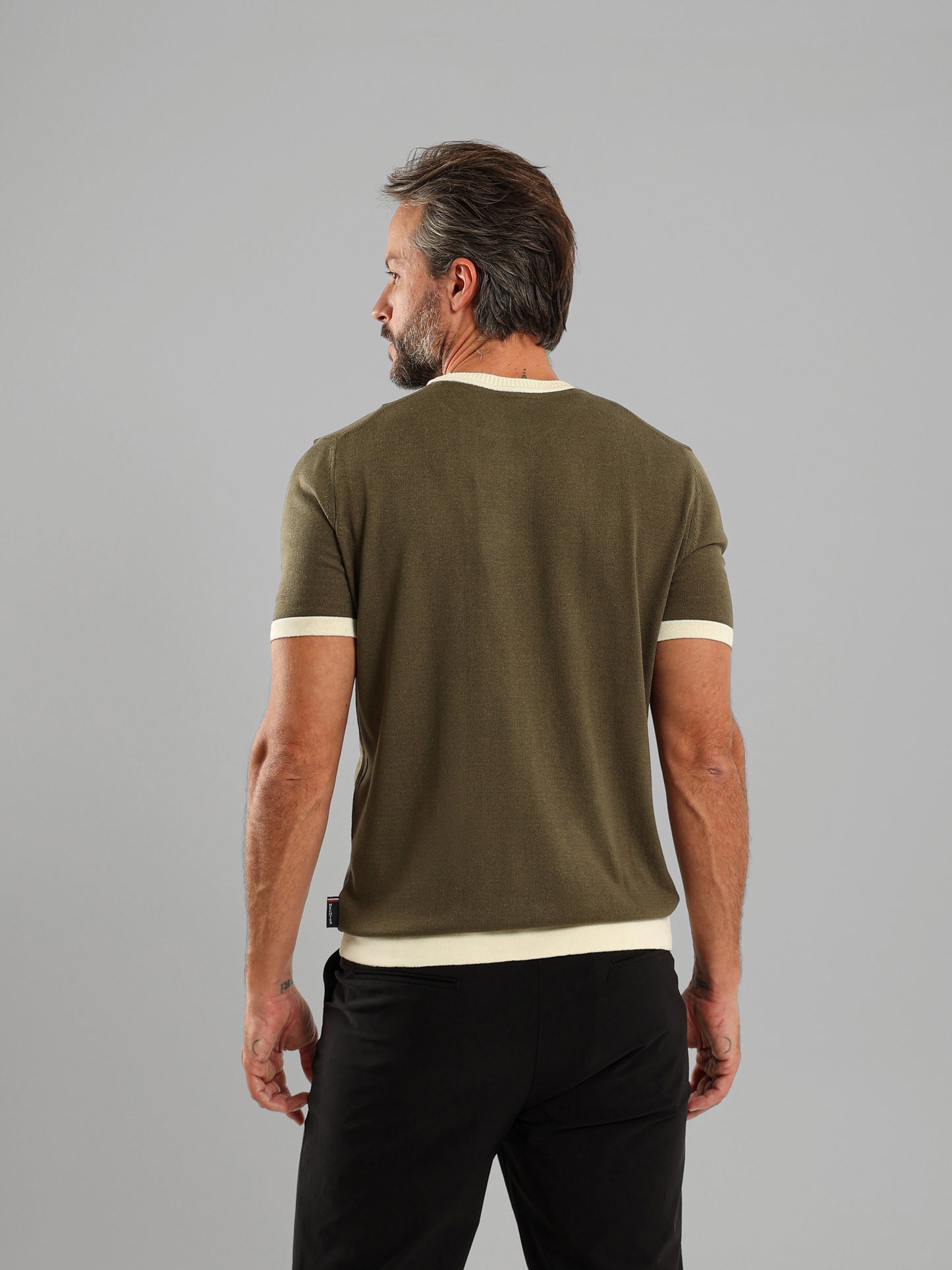 Ribbed Crew Neck Knit